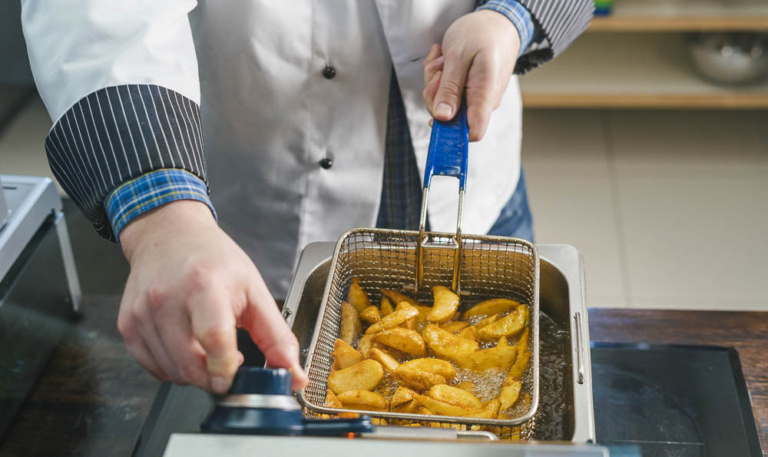 Kann Man Frittierfett Zum Braten Nehmen Frittierfett oder Öl? Was eignet sich besser zum Frittieren?