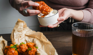 Wings mit Sauce Hot Wings Buffalo mit Sauce